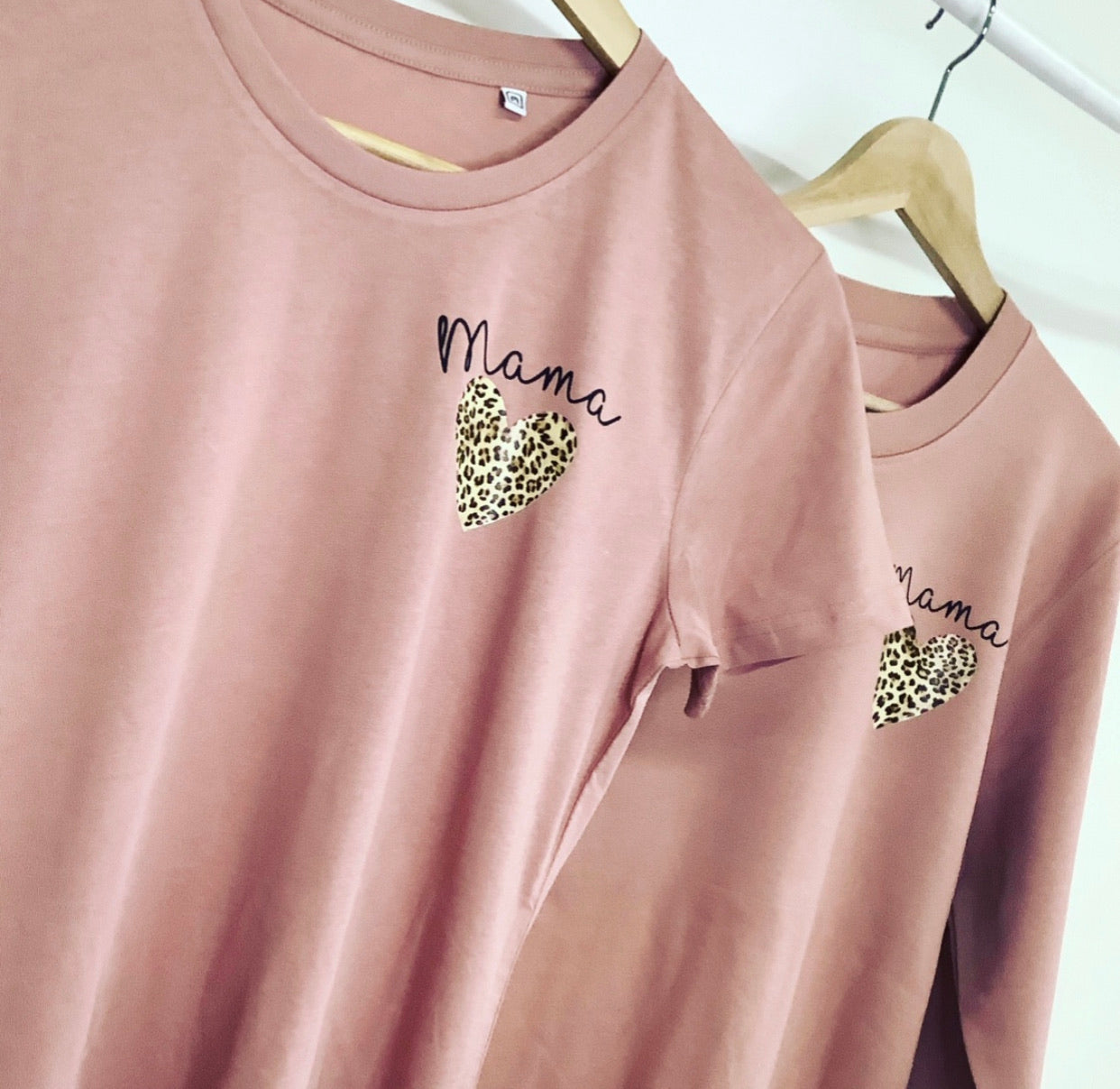 Dusty pink mama heart tshirt